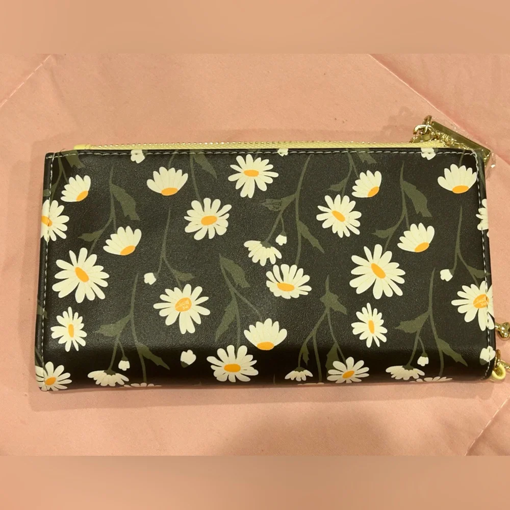 Daisy-Print Yellow Trim Women's Wallet - Heart Accent